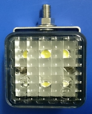 LED 小型バックランプ Ｖ｜製品情報｜日本ボデーパーツ工業株式会社